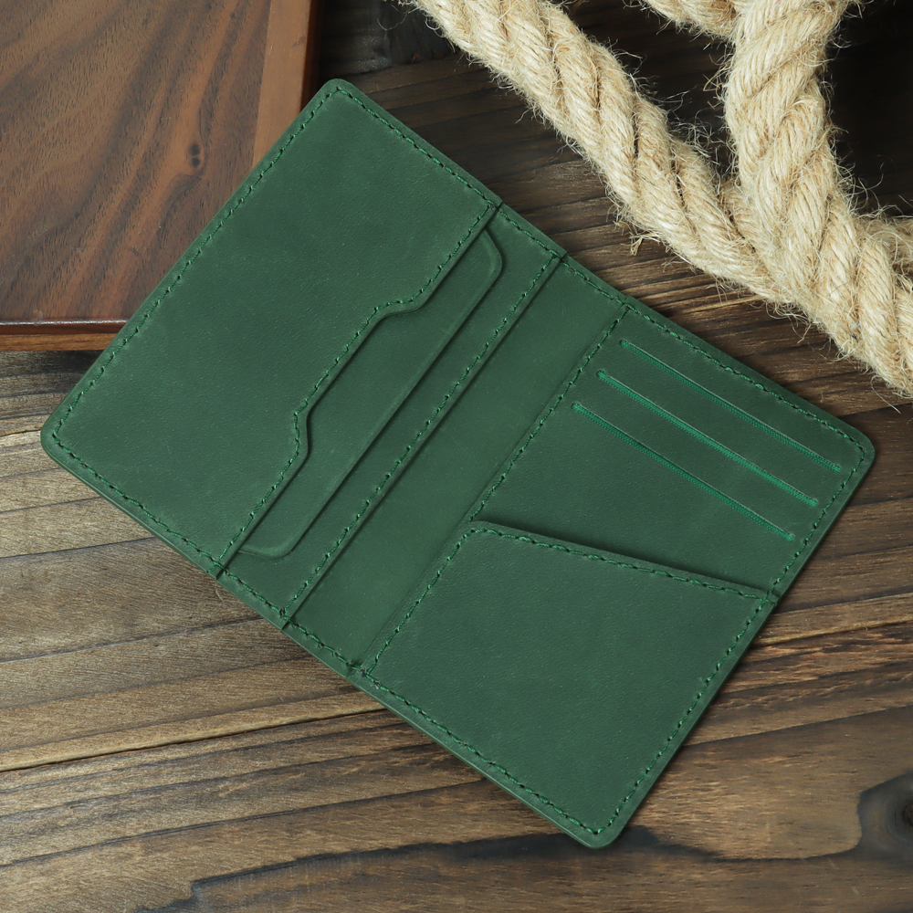 Custom Crazy Horse Leather Bifold Passport Holder Wallet OEM